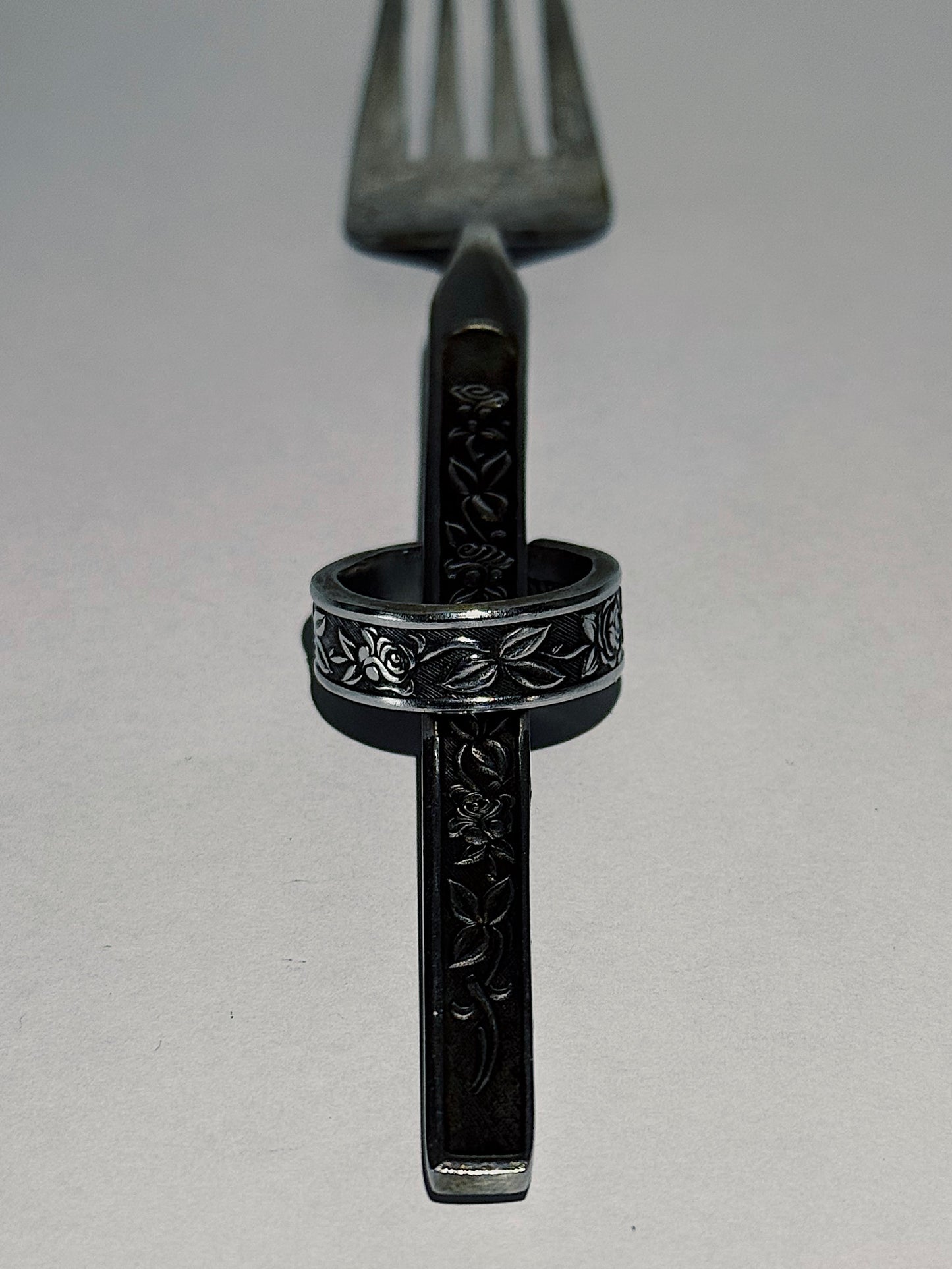 Dark Orchid | Spoon Ring