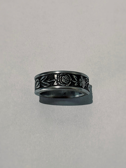 Dark Orchid | Spoon Ring
