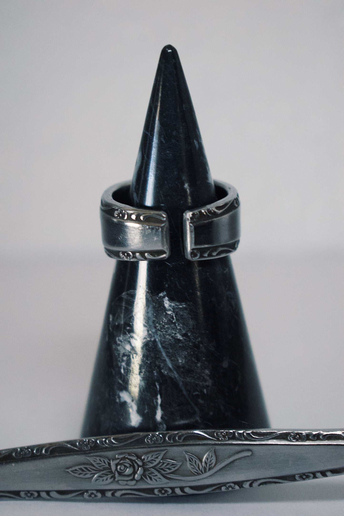 Dark Rose | Spoon Ring