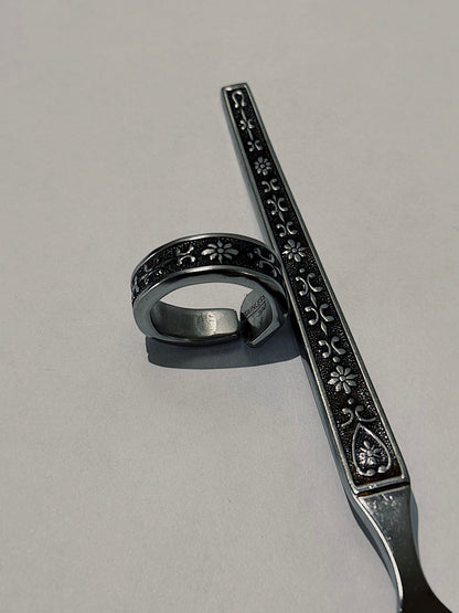 Saint Bloom | Spoon Ring